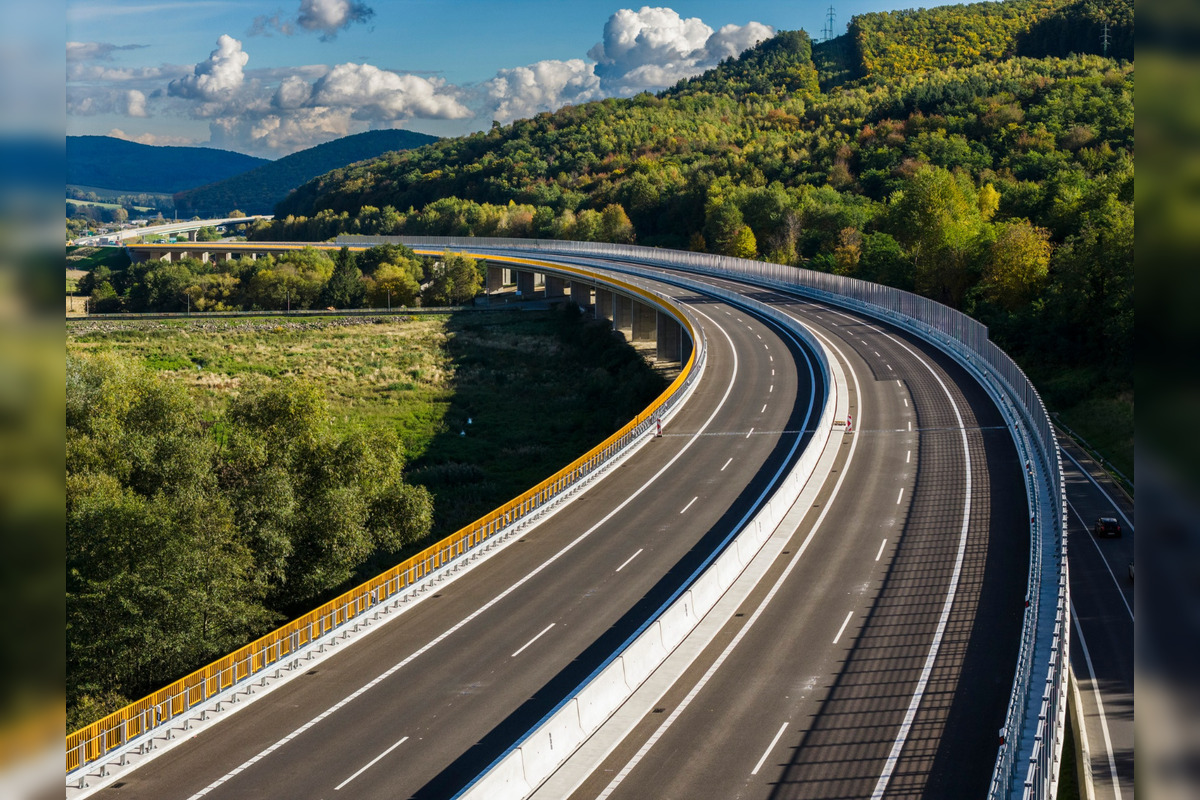 FOTO: Mostná estakáda v údolí Krivánskeho potoka, foto 6