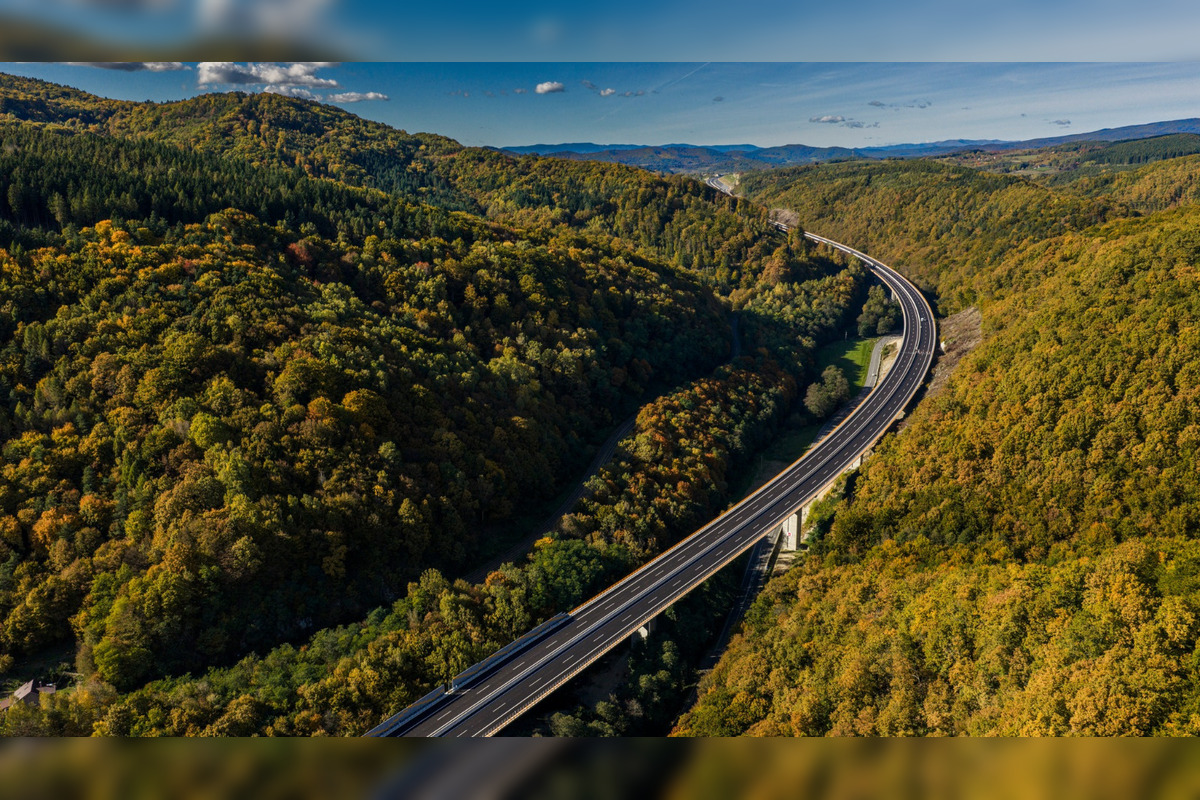 FOTO: Mostná estakáda v údolí Krivánskeho potoka, foto 8