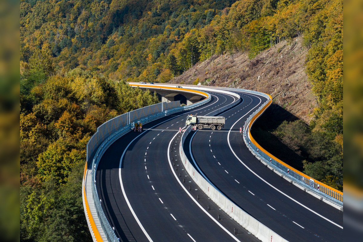 FOTO: Mostná estakáda v údolí Krivánskeho potoka, foto 10