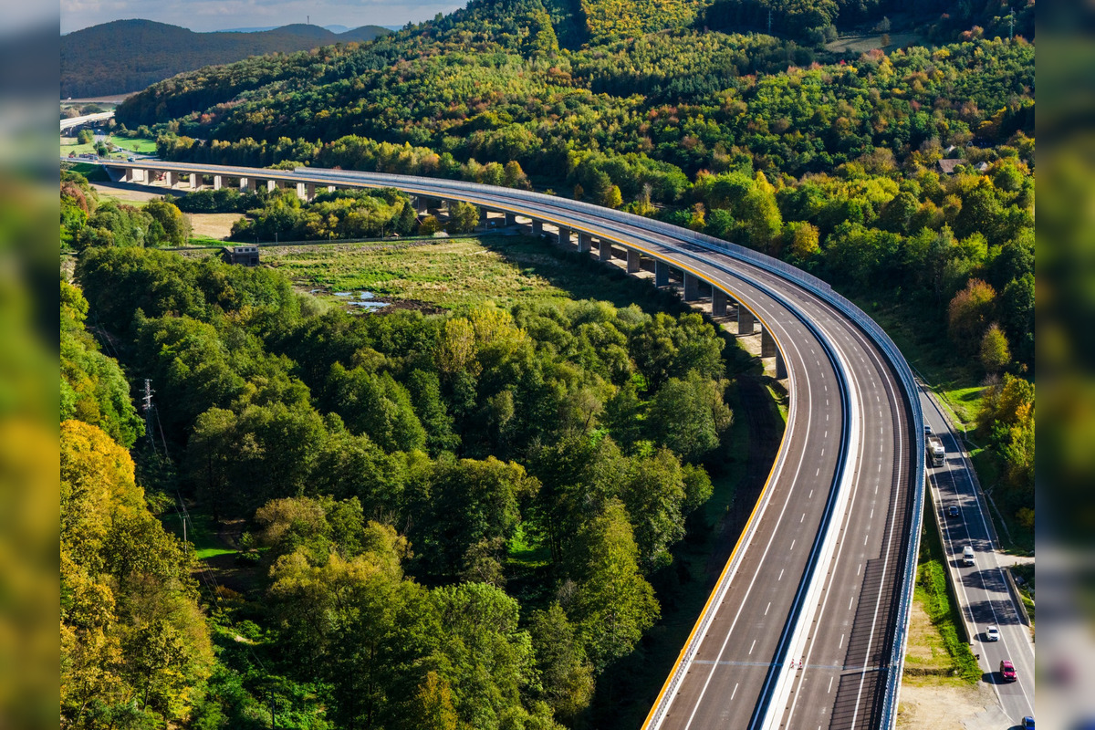 FOTO: Mostná estakáda v údolí Krivánskeho potoka, foto 13