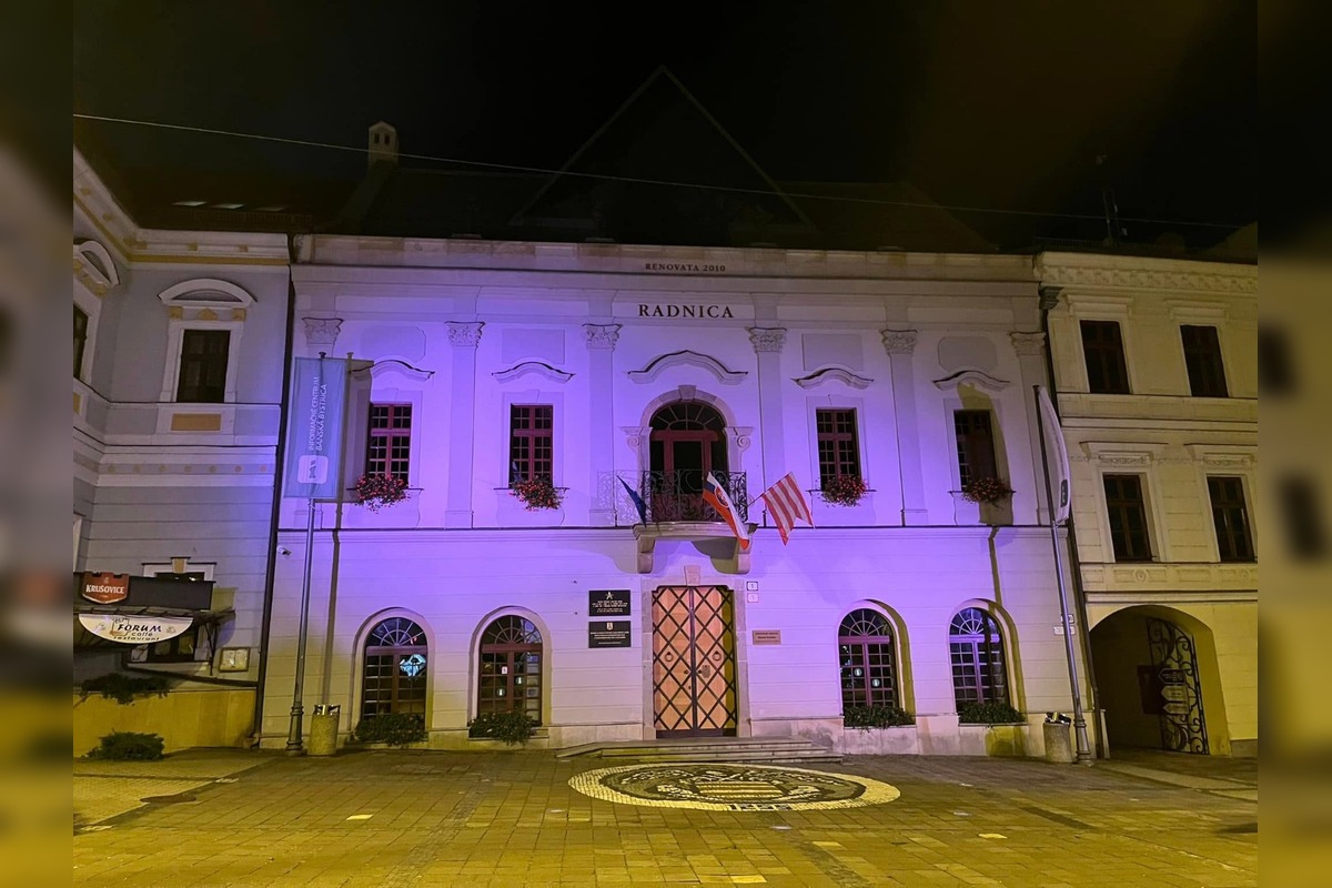 FOTO: Mesto aj nemocnice pripomínajú potrebu prevencie, foto 3