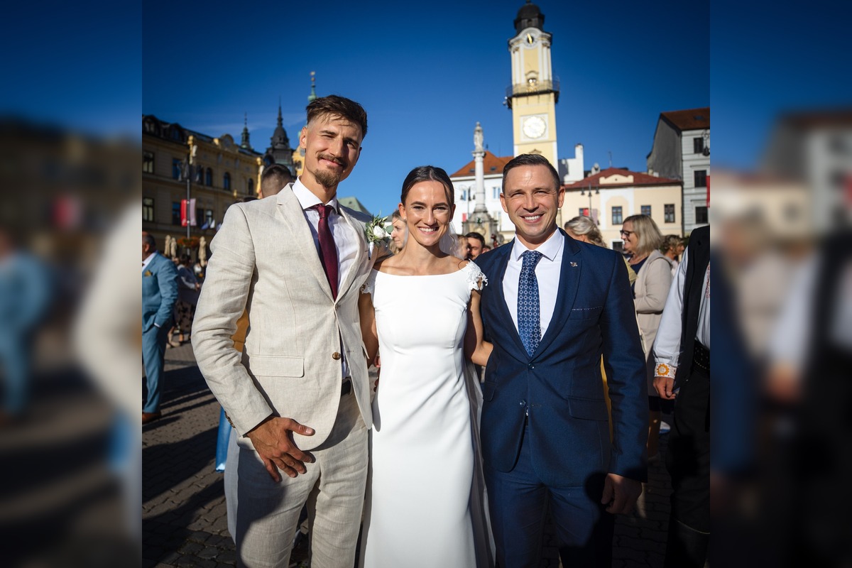 FOTO: Dominik Černý a Hanka Burzalová si povedali áno, foto 1