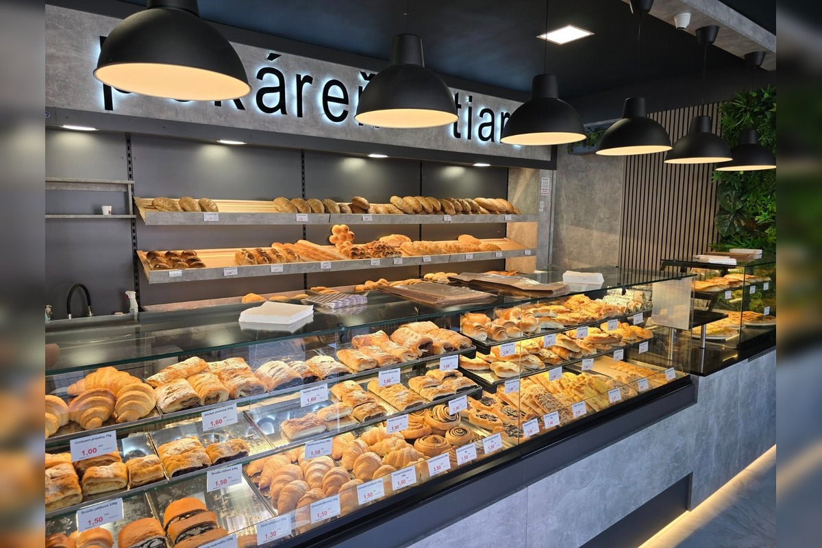 FOTO: Lučenčania si pochvaľujú pekáreň Tiara, foto 5