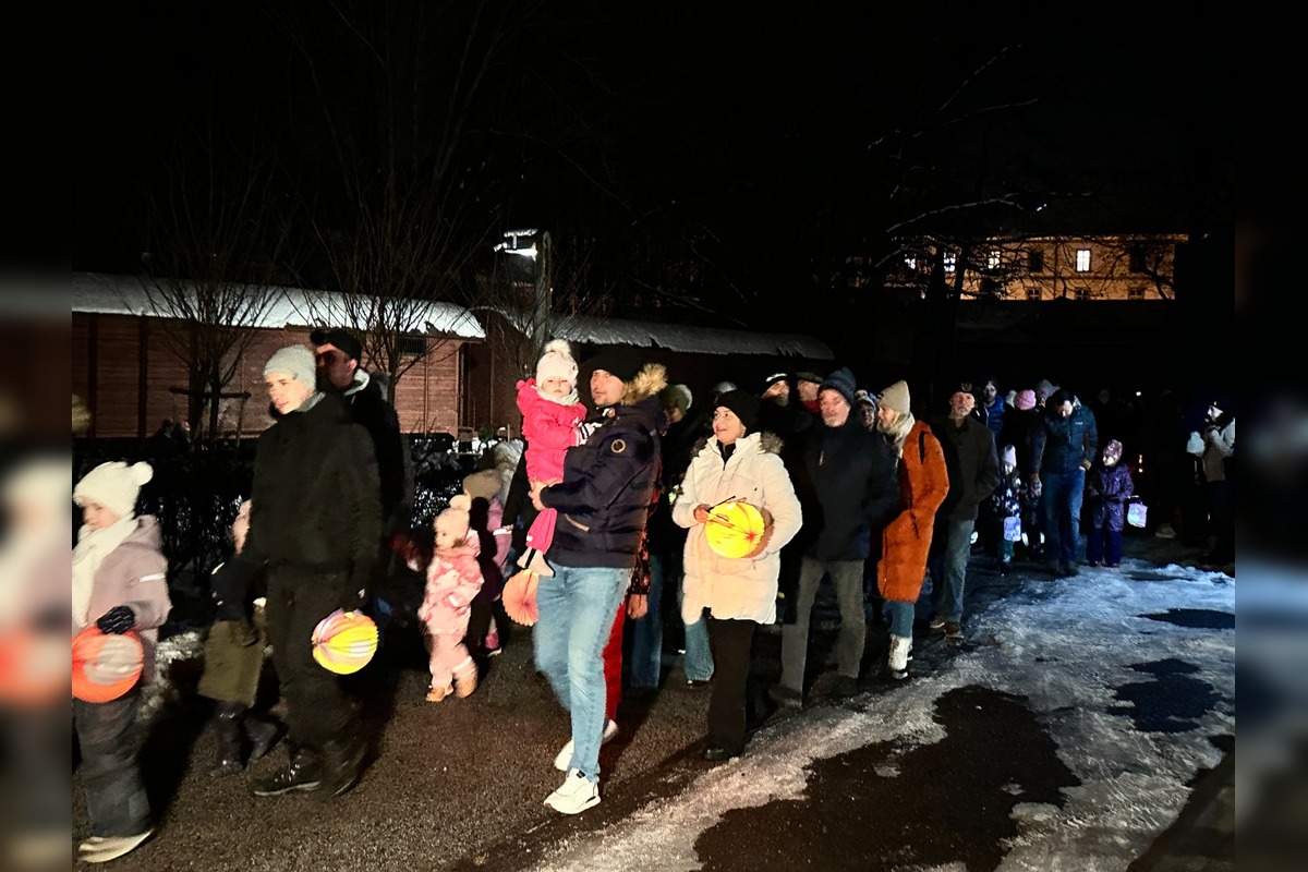 FOTO: Lampiónové sprievody sa vracajú do ulíc, foto 6