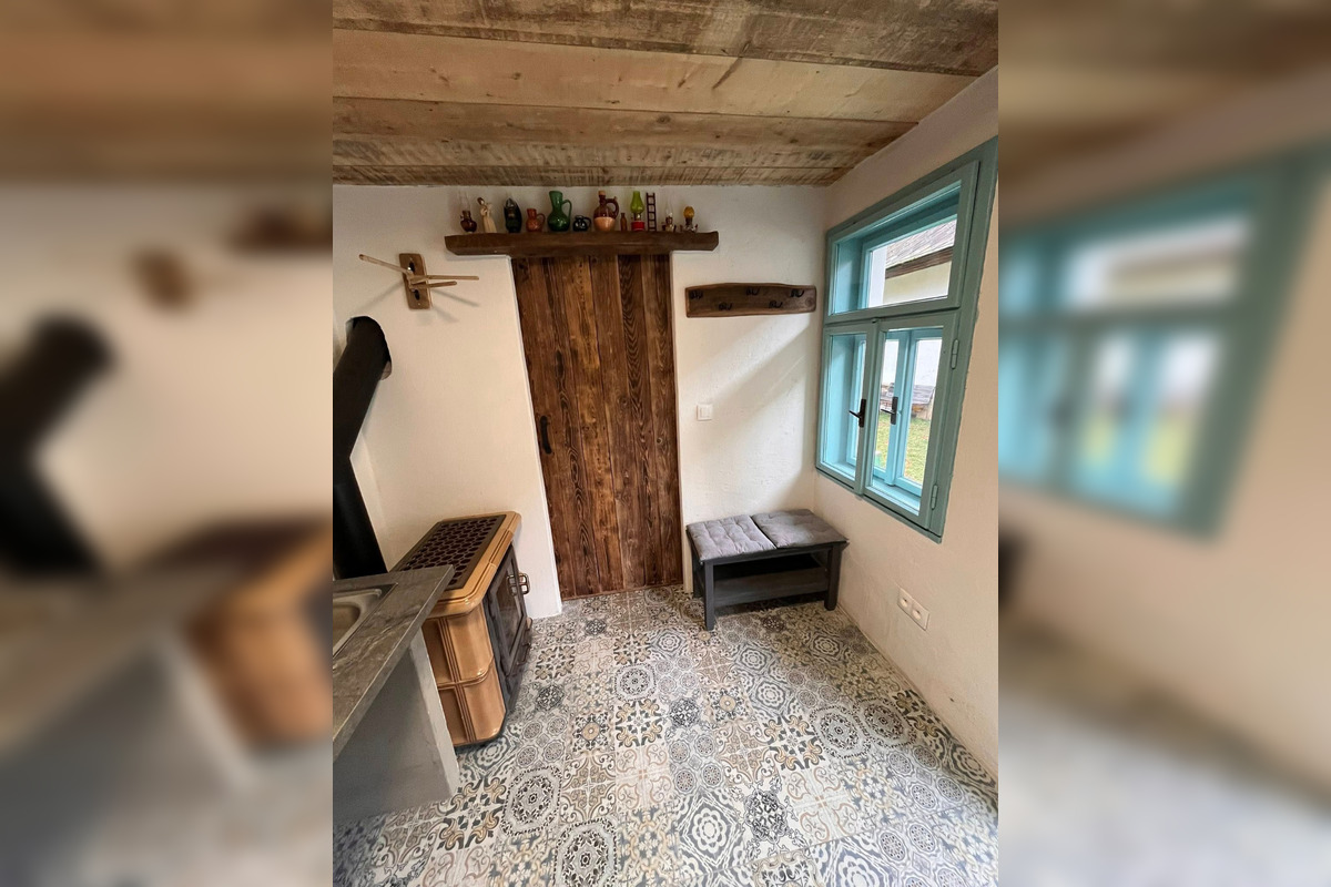 FOTO: Cena za prenájom romantickej chalúpky v Štiavnici ľudí poriadne zaskočila, foto 4