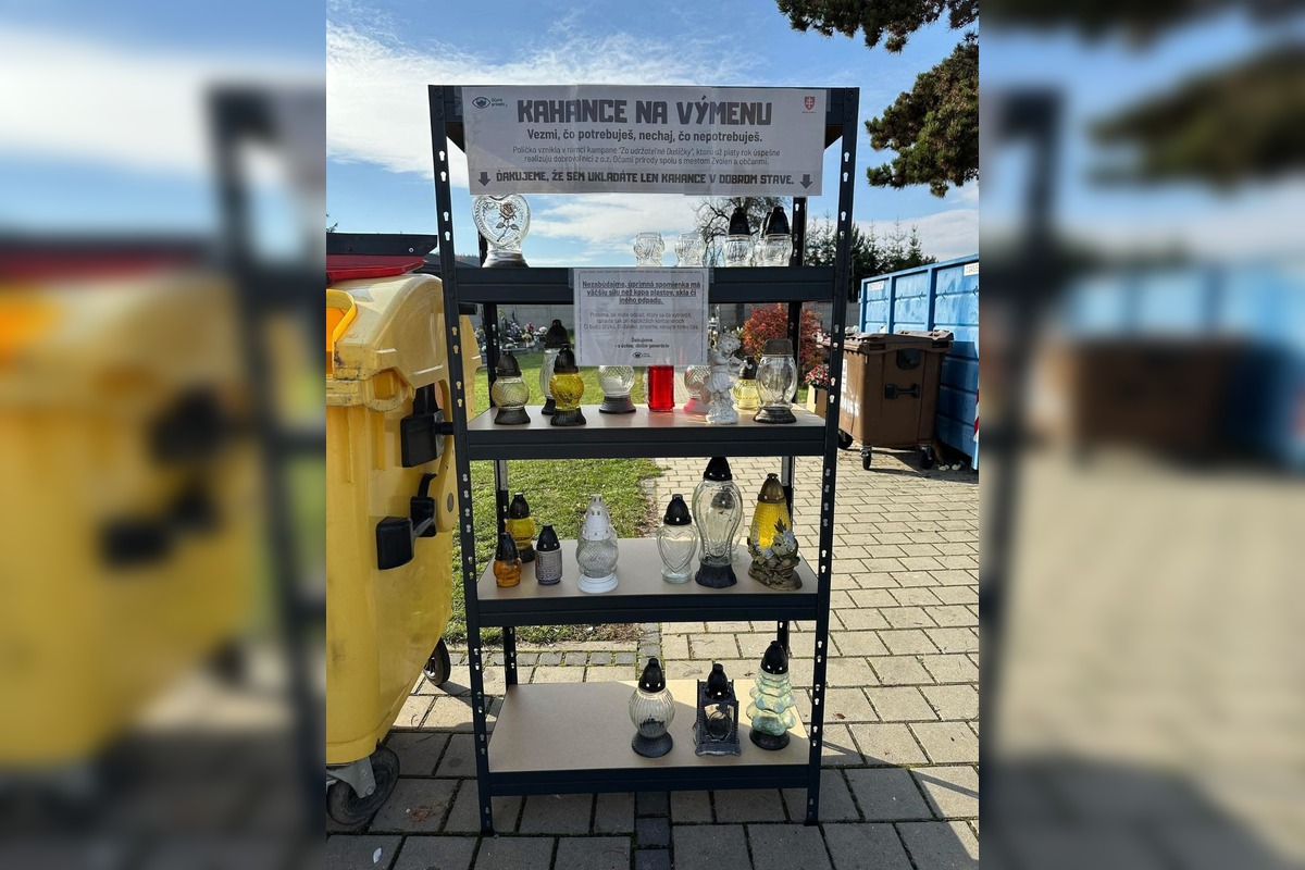 FOTO: Ekologická vlna dorazila aj na cintoríny, foto 4