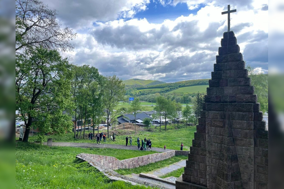 FOTO: V Bystrici si uctia pamiatku padlých vojakov počas Dňa vojnových veteránov , foto 5