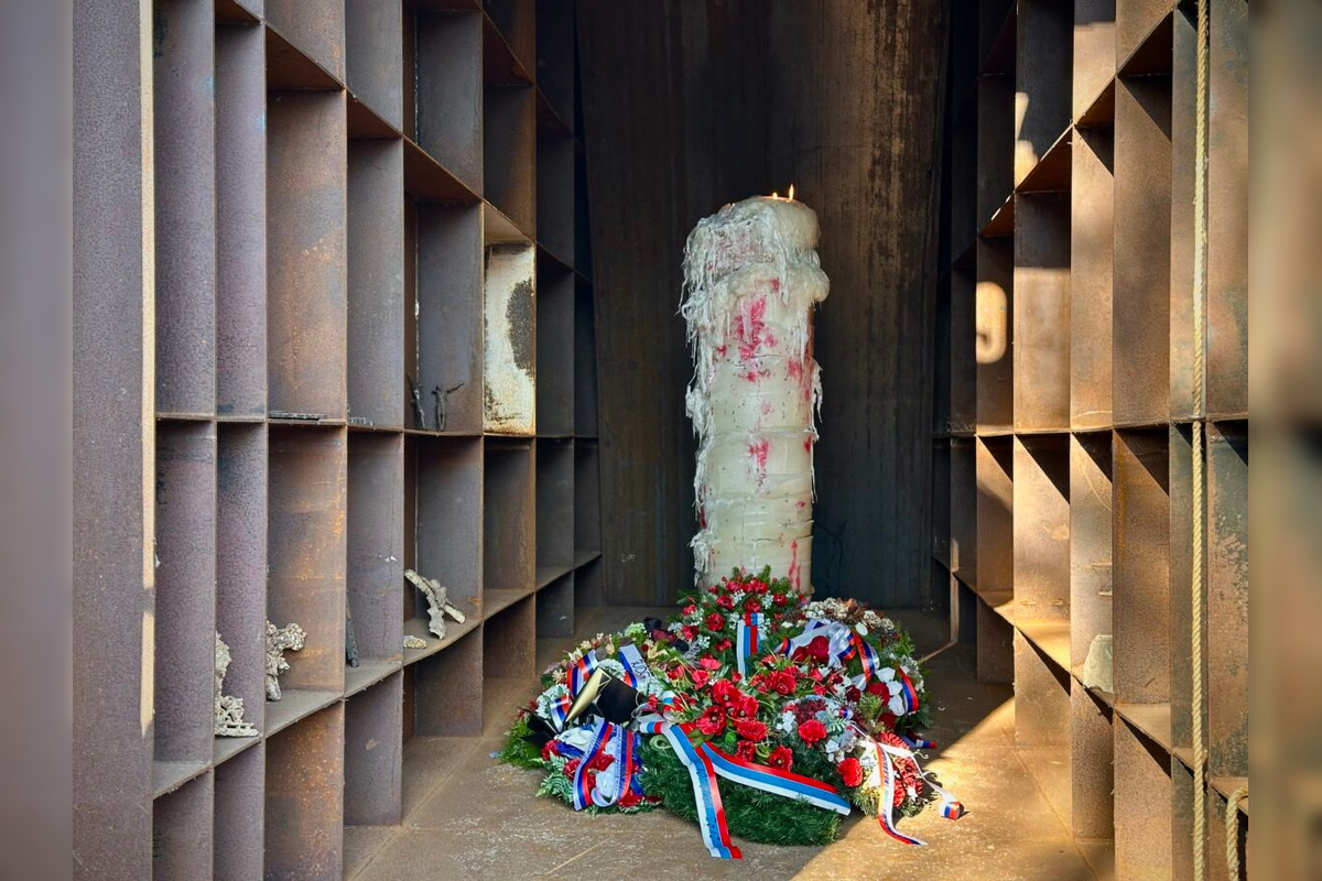 FOTO: V Bystrici si uctia pamiatku padlých vojakov počas Dňa vojnových veteránov , foto 12