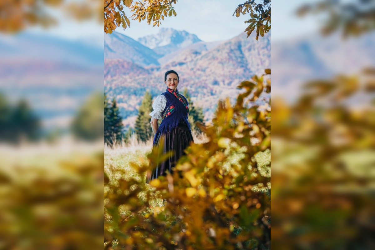 FOTO: Zvolenčan Ľuboš Čerešňák spája ženy, kroje a slovenskú prírodu, foto 15