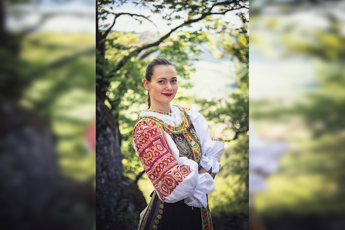 FOTO: Zvolenčan Ľuboš Čerešňák spája ženy, kroje a slovenskú prírodu, foto 17