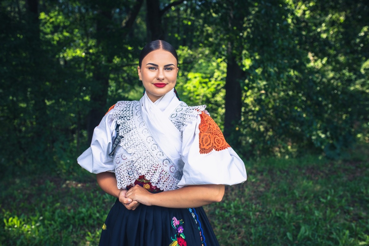 FOTO: Zvolenčan Ľuboš Čerešňák spája ženy, kroje a slovenskú prírodu, foto 20