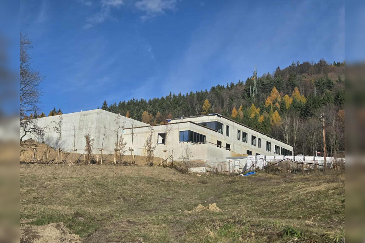 FOTO: V Kremnici finišuje výstavba detenčného ústavu pre psychicky chorých ľudí, foto 1