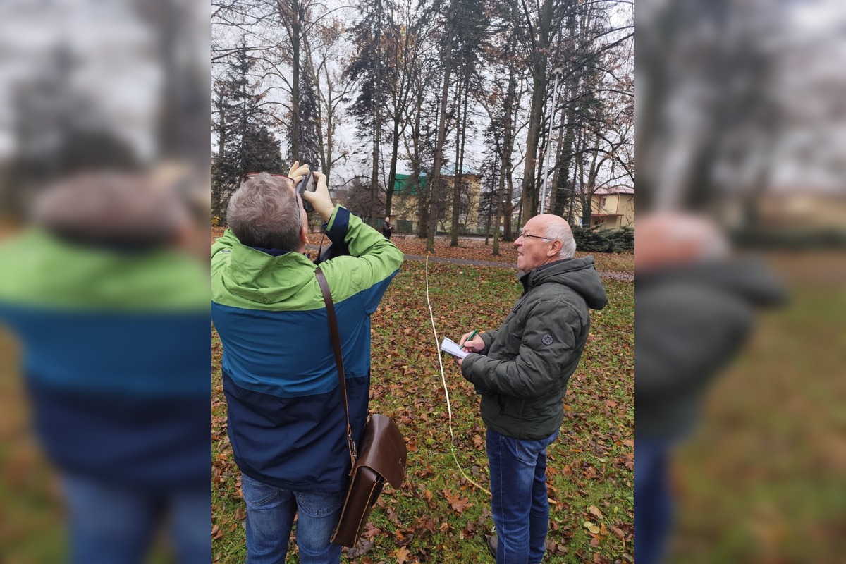 FOTO: Park na Tajovského ulici preverujú arboristi a vedci, foto 4