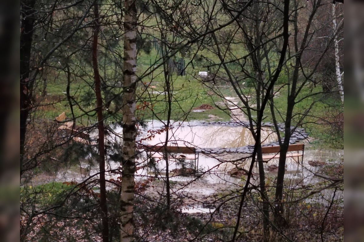 FOTO: Park v Sásovej po daždi zaplavila voda, foto 2