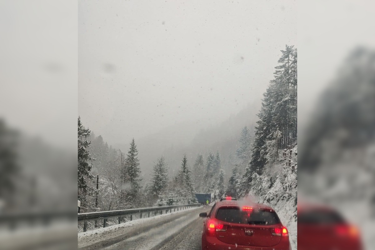 FOTO: Sneženie dorazilo do Banskobystrického kraja, foto 5