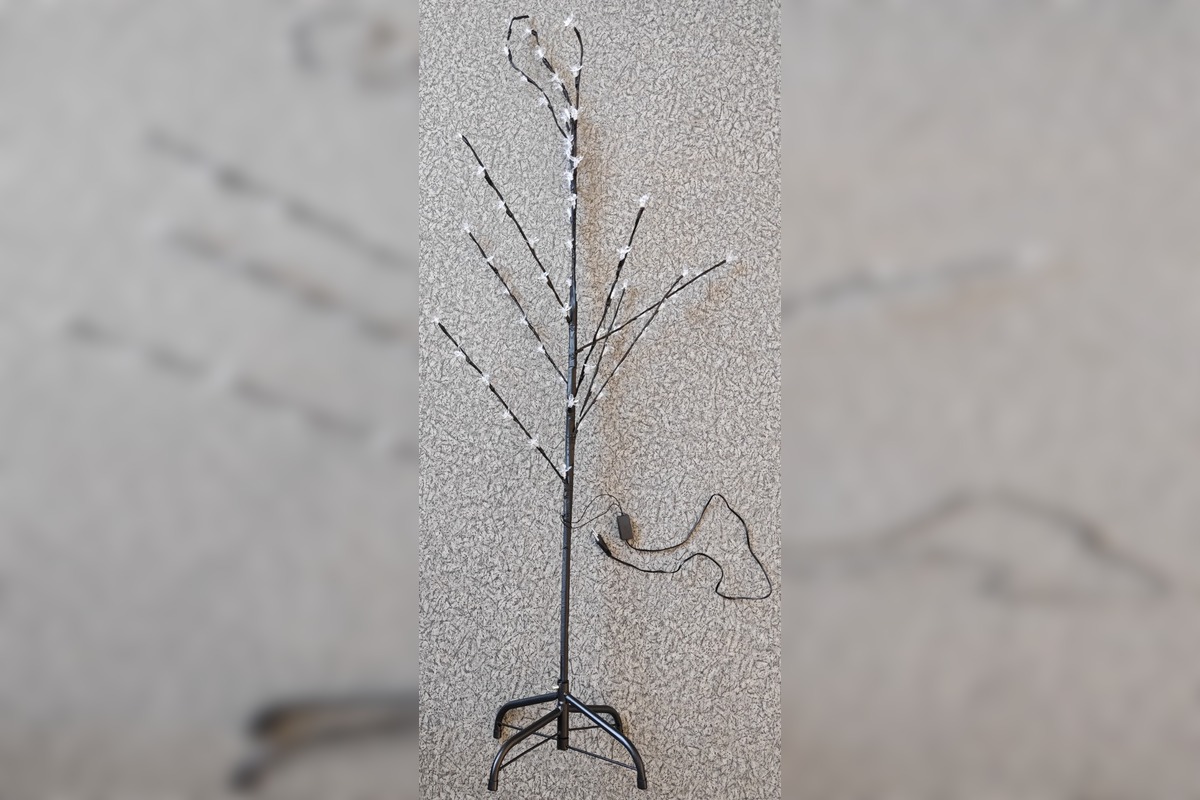 FOTO: Nebezpečné svetielka na trhu. SOI varuje: prestaňte ich používať, foto 4