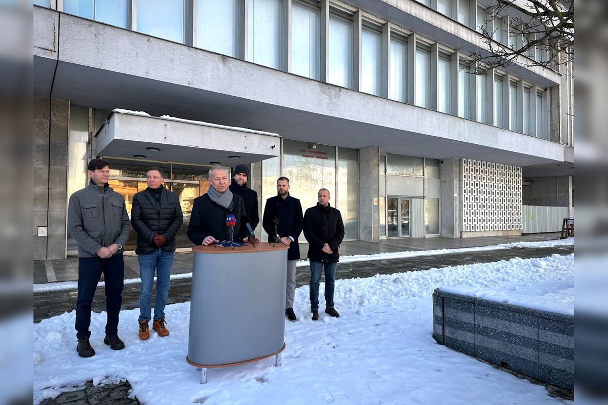 FOTO: Ikonický Dom kultúry v Banskej Bystrici chátra už roky, foto 2