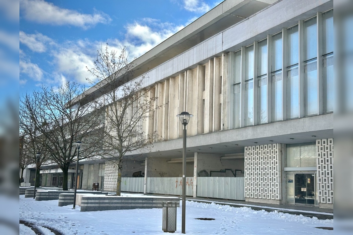 FOTO: Ikonický Dom kultúry v Banskej Bystrici chátra už roky, foto 8