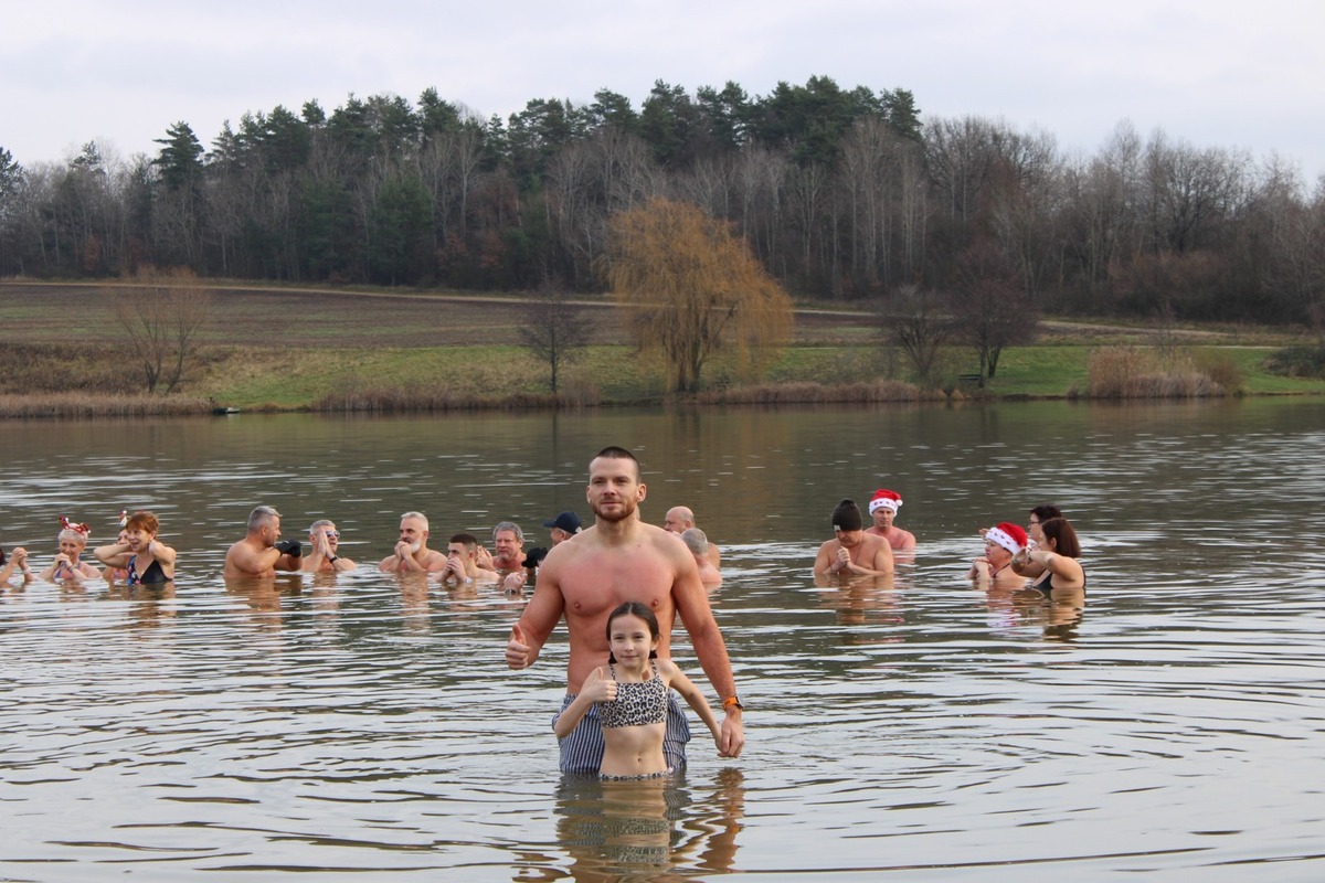 FOTO: Otužilecká akcia na Gemerských Tepliciach, foto 3