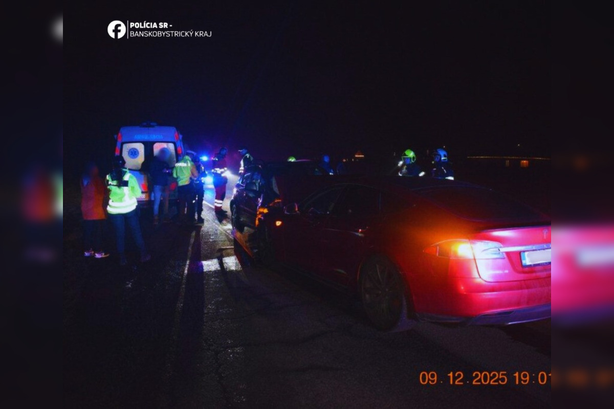 FOTO: Čelná zrážka medzi Hriňovou a Kriváňom, foto 2