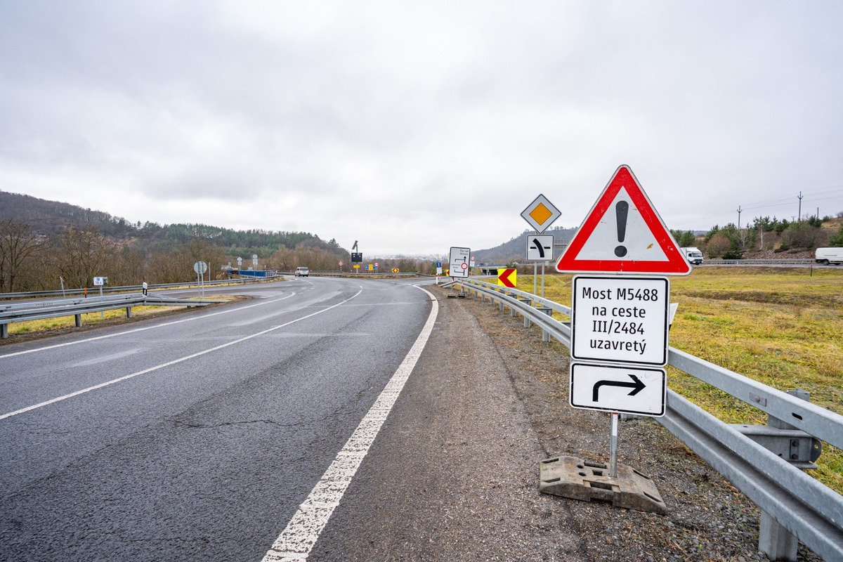 FOTO: Most nad Lutilským potokom v Žiari je pre dopravu úplne uzavretý, foto 1