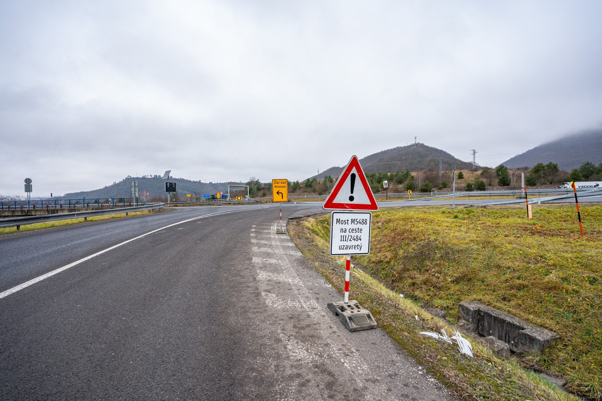FOTO: Most nad Lutilským potokom v Žiari je pre dopravu úplne uzavretý, foto 2