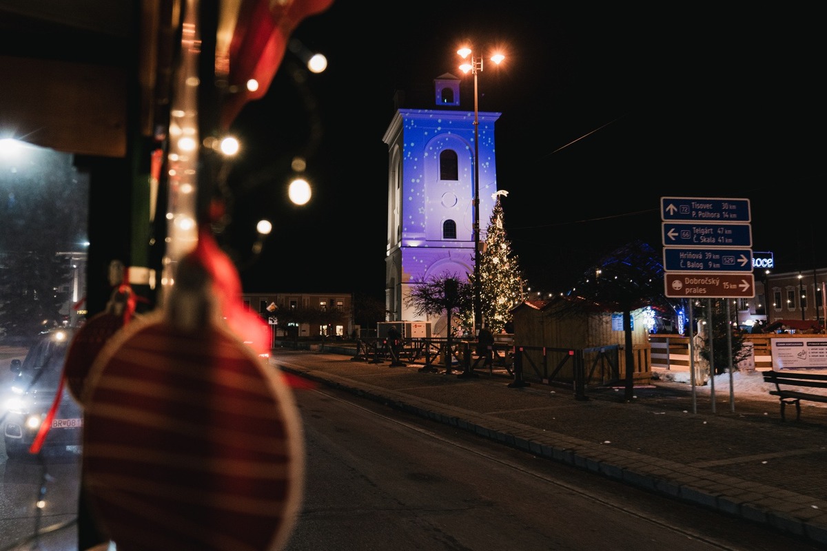 FOTO: Brezno sa premení na Ľadové mestečko, foto 9