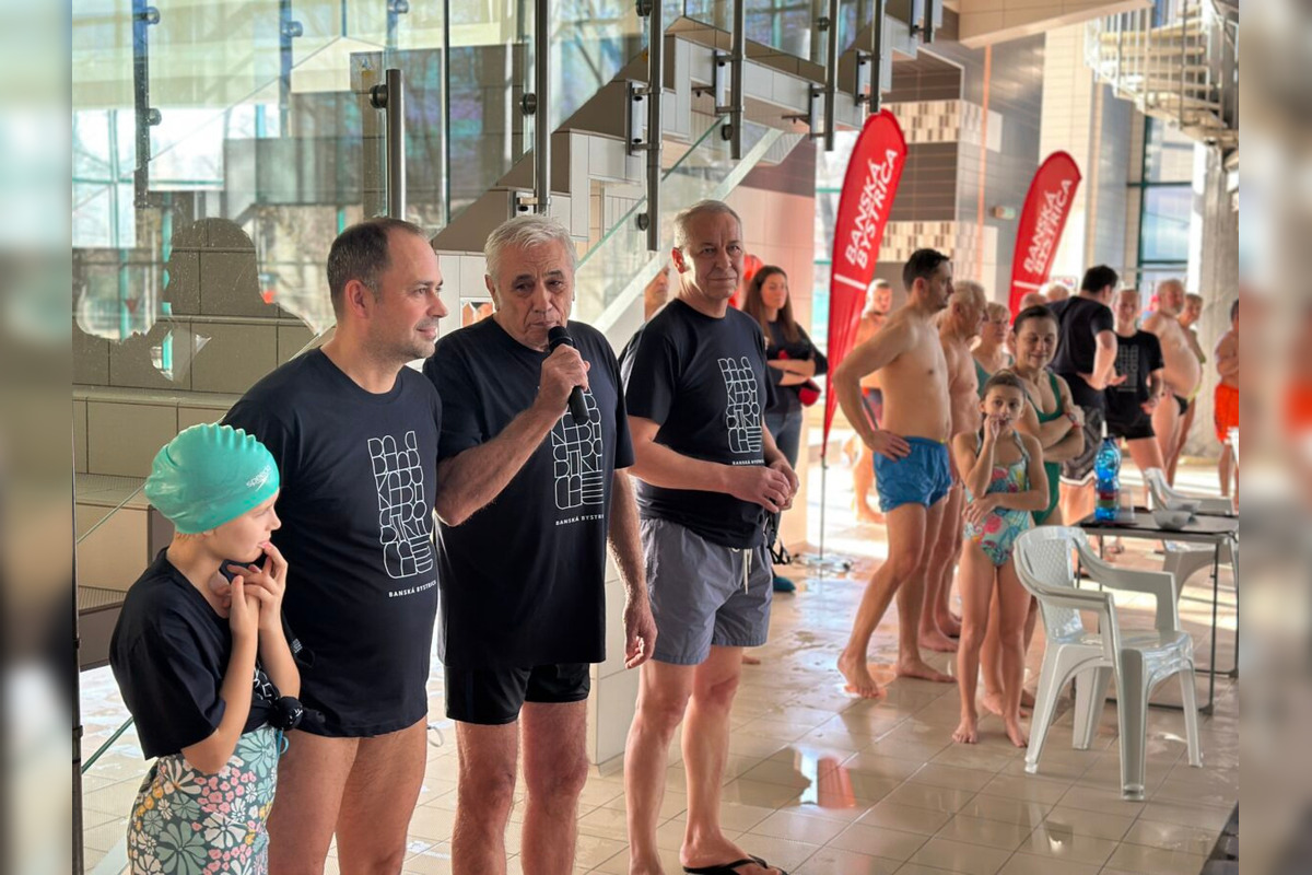 FOTO: Na konci roka nebude chýbať tradičná Banskobystrická plavecká 24-hodinovka , foto 2