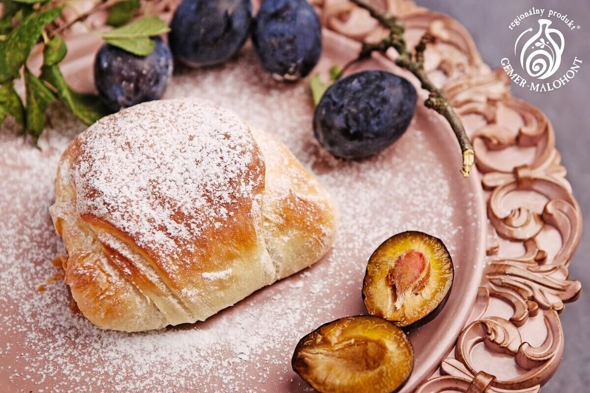 FOTO: Výroba tradičných Muránskych buchiet, foto 1