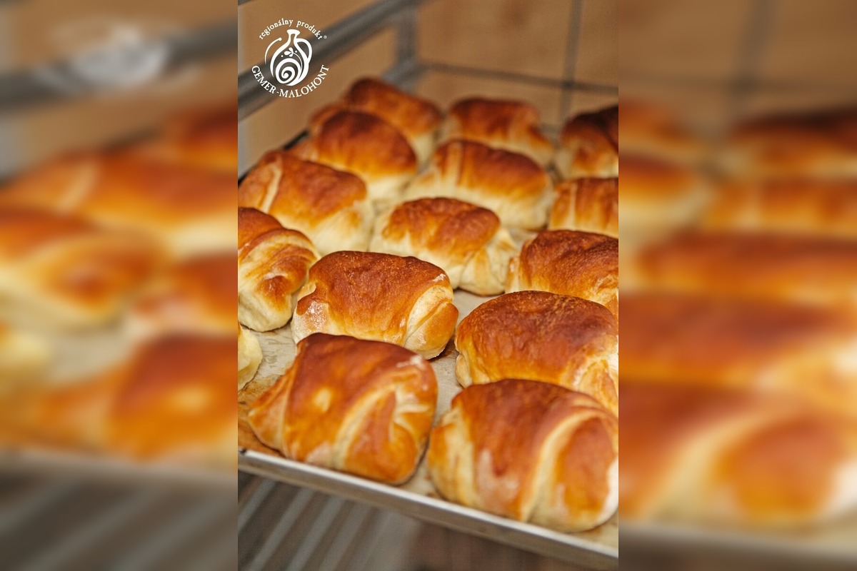 FOTO: Výroba tradičných Muránskych buchiet, foto 2