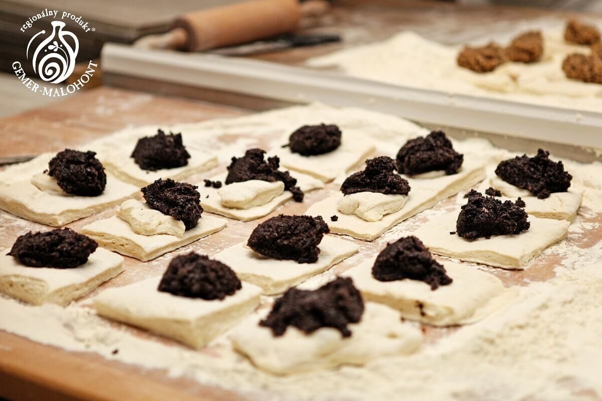 FOTO: Výroba tradičných Muránskych buchiet, foto 5