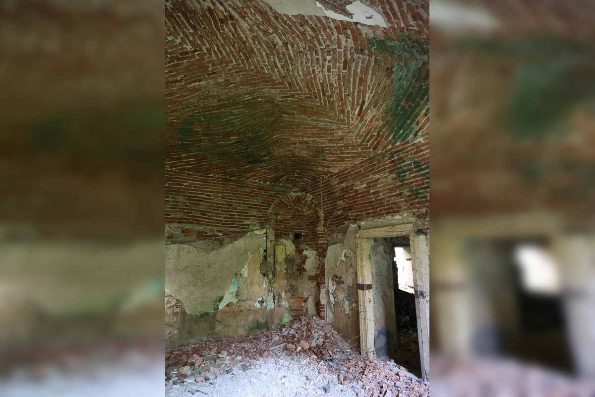 FOTO: Kaštieľ železiarov sa rozpadá pred očami, foto 10