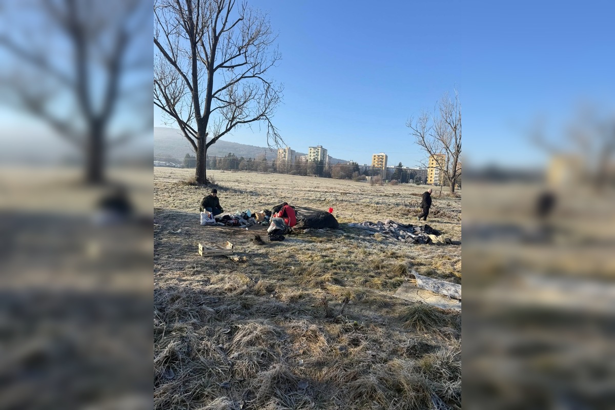 FOTO: Dobrovoľníci vyčistili brehy VN Môťová, vyzbierali takmer 700 kíl odpadu, foto 3