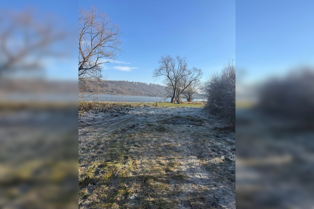 FOTO: Dobrovoľníci vyčistili brehy VN Môťová, vyzbierali takmer 700 kíl odpadu, foto 7