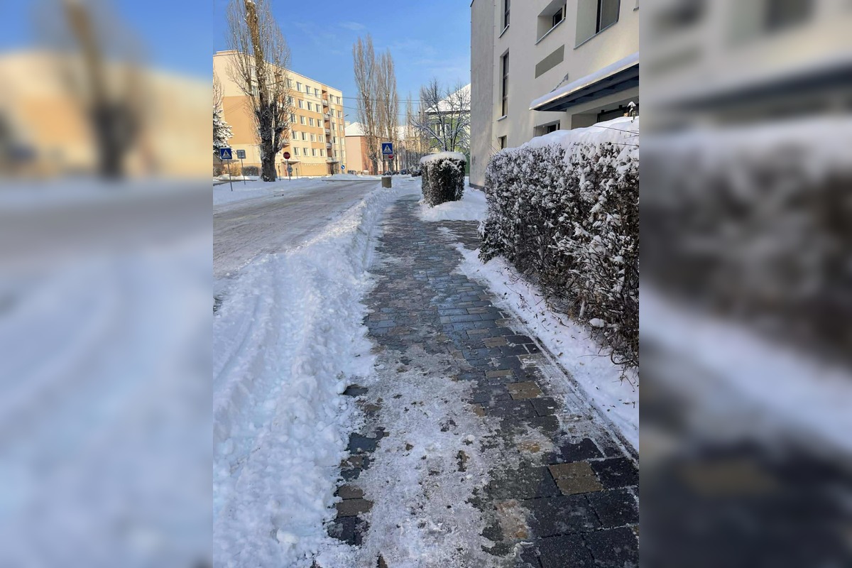 FOTO: V Lučenci napadlo veľké množstvo snehu, foto 1