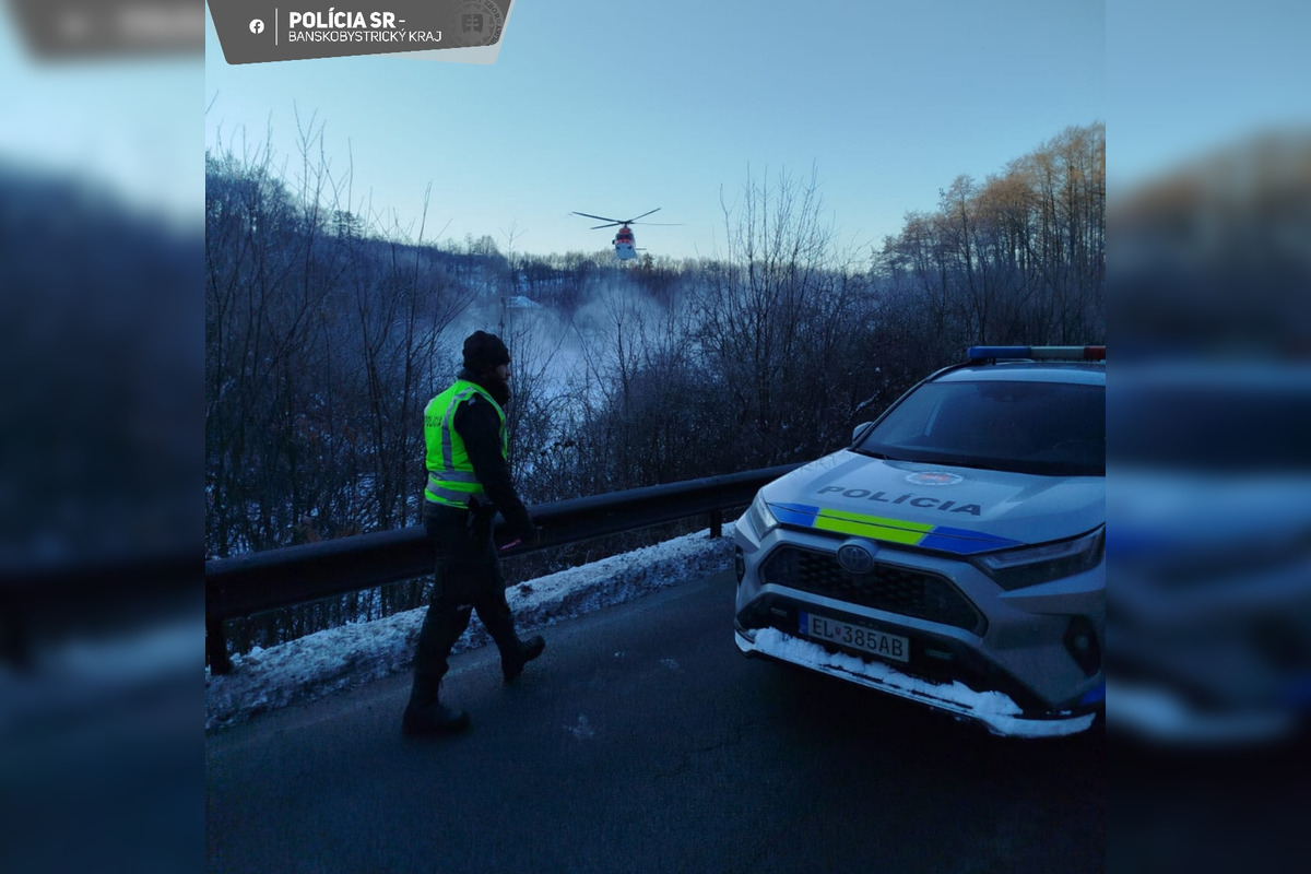 FOTO: Medzi Krupinou a Zvolenom sa zrazili kamióny, cesta bude hodiny uzavretá, foto 3