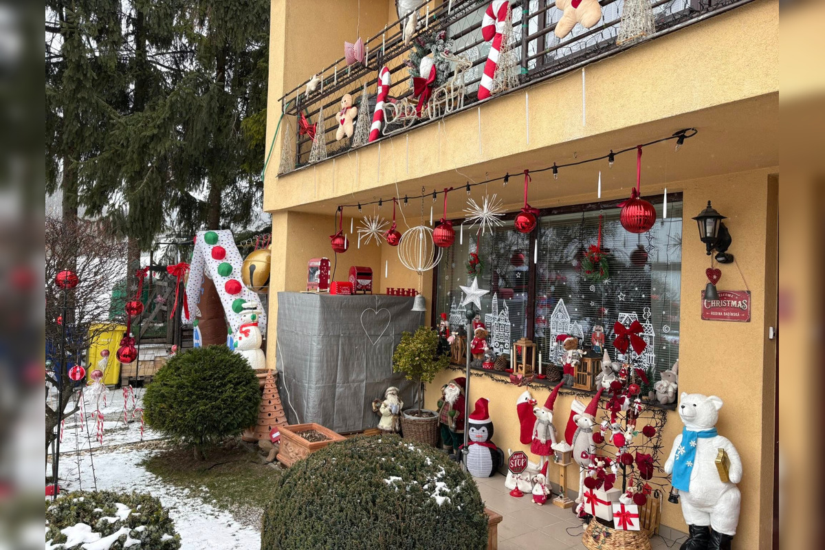 FOTO: Súťaž o najkrajšiu vianočnú výzdobu na Fončorde má už svojho víťaza, foto 4