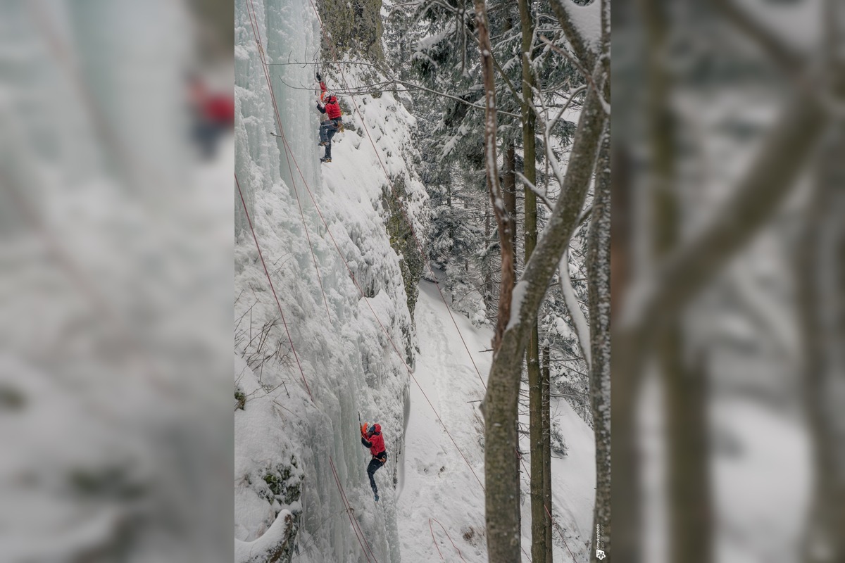 FOTO: Ľadopád v Skalke pri Kremnici, foto 2