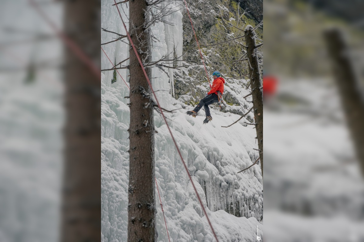FOTO: Ľadopád v Skalke pri Kremnici, foto 7
