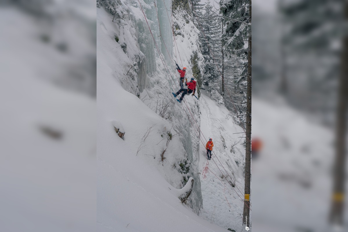 FOTO: Ľadopád v Skalke pri Kremnici, foto 8