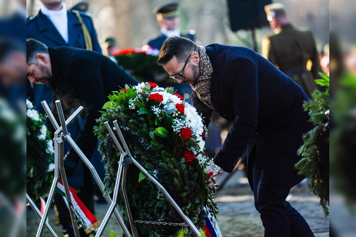 FOTO: Slovensko si pripomína okrúhle výročie leteckej tragédie, foto 5