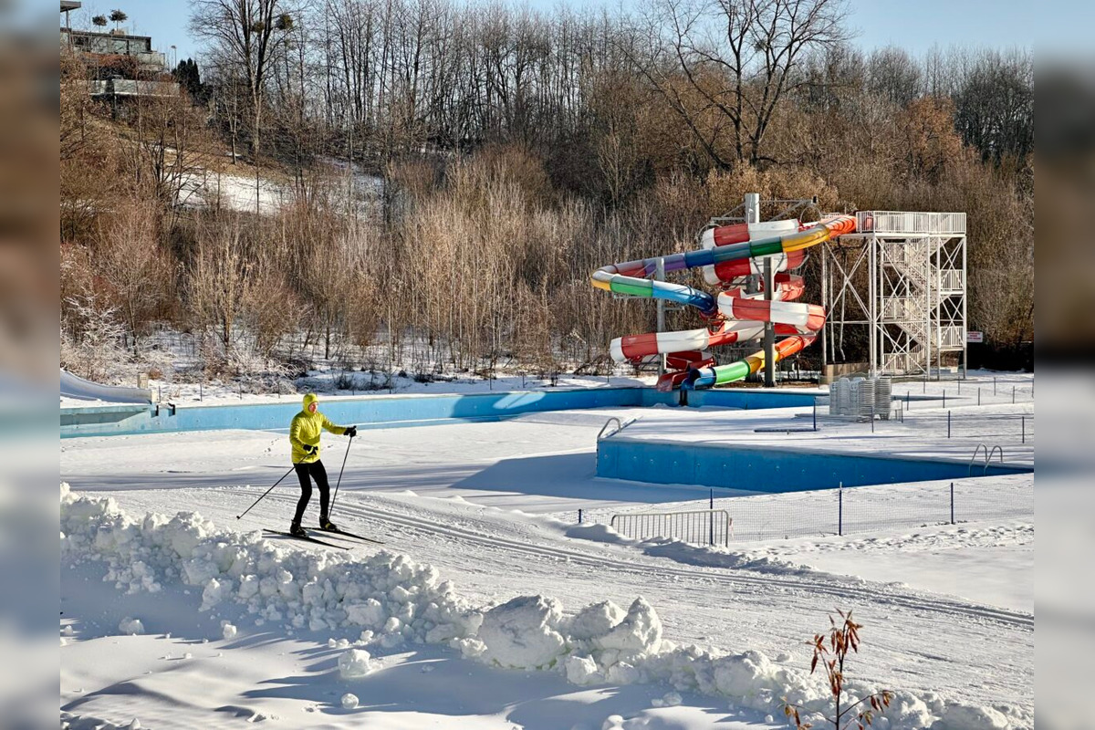 FOTO: Areál zimných športov na plážovom kúpalisku sa teší veľkej obľube, foto 7