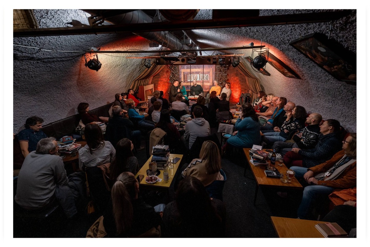 FOTO: Oslava 10 rokov kníhkupectva spojená s rozlúčkou, foto 6