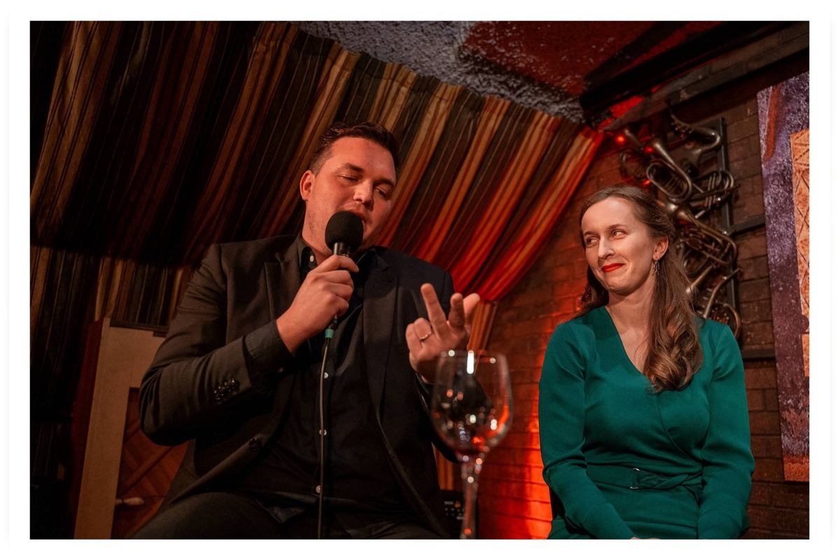 FOTO: Oslava 10 rokov kníhkupectva spojená s rozlúčkou, foto 12