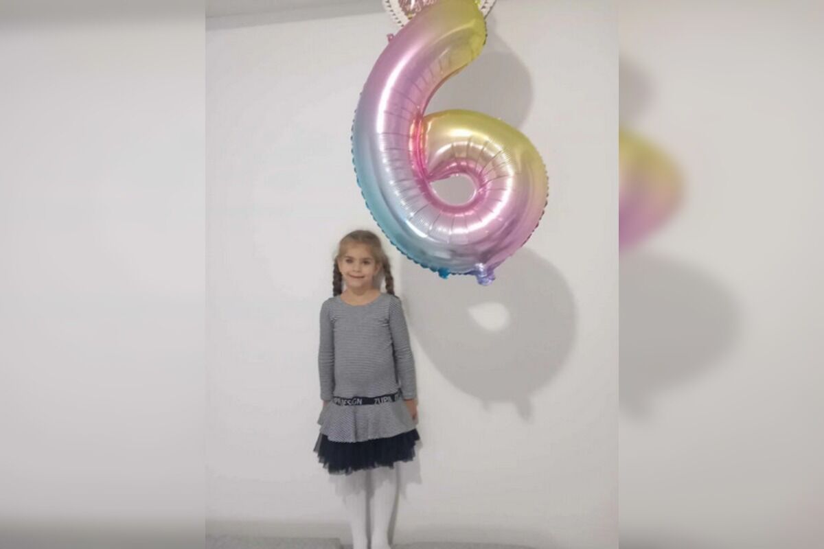 FOTO: Nevidiaca Simonka z Brezna získala finančnú podporu od mesta, hokejového klubu aj darcov, foto 2