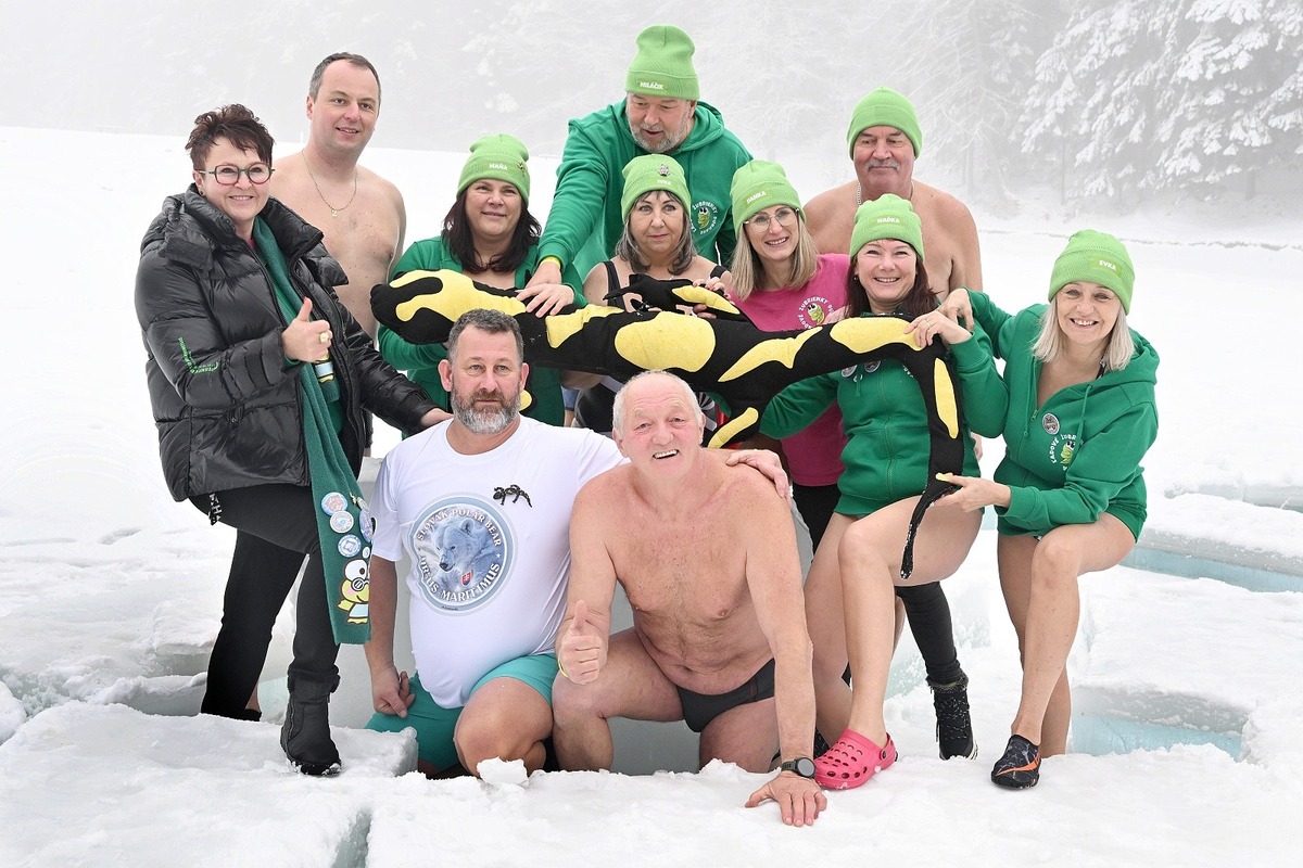 FOTO: Tajch Klinger zaplnili otužilci, foto 29