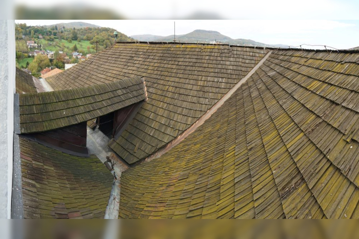 FOTO: V Novej Bani obnovili dominantu historického centra, foto 4