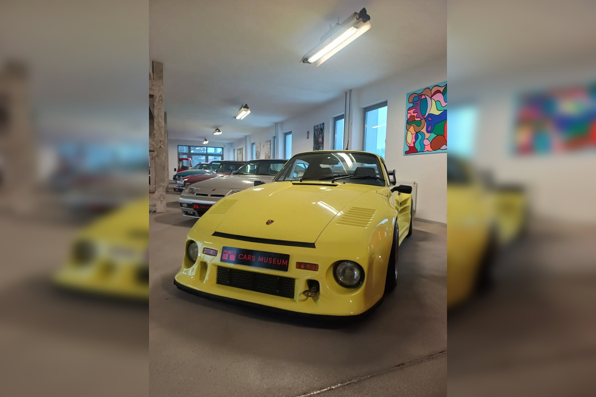 FOTO: Double Red Cars múzeum v Brezne, foto 12