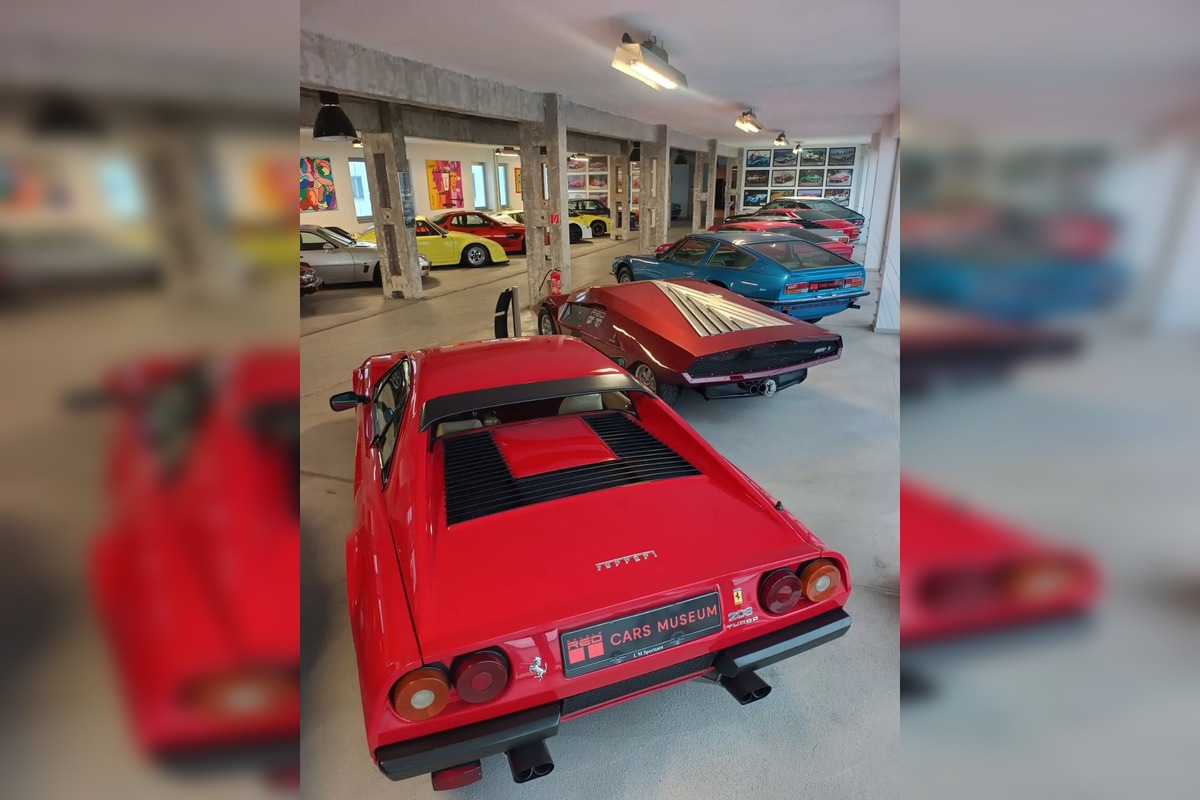 FOTO: Double Red Cars múzeum v Brezne, foto 15