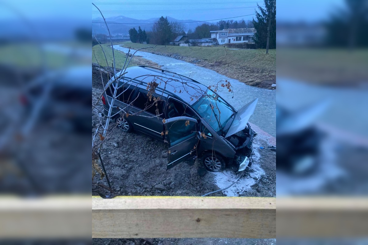 FOTO: Nehoda pri moste v Žiari nad Hronom, foto 2